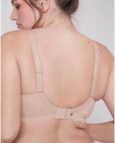 Underwired molded bra Simone Perele Caresse (Peau Rosée)