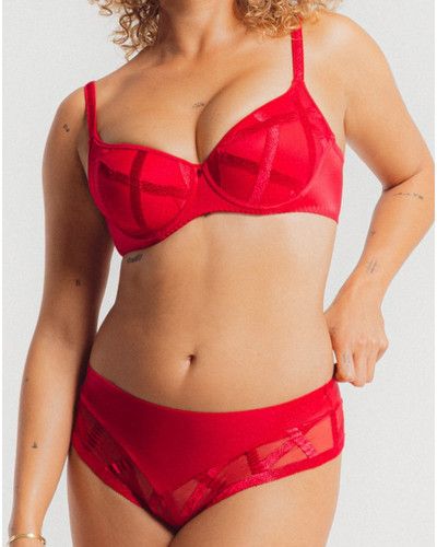 Brazilian shorty Louisa Bracq Série (Rouge à Lèvres)