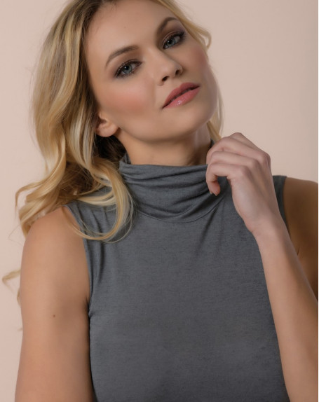 Moretta cashmere and modal short-sleeved top