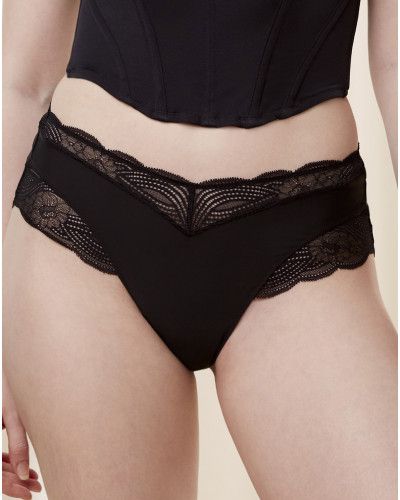 Shorty Triumph Lift Smart (Negro)