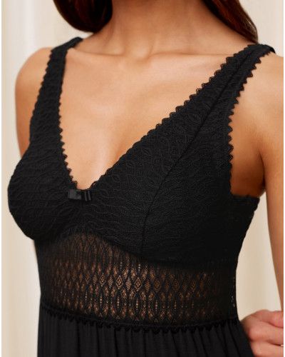 Nightdress Triumph Aura Spotlight (Black)