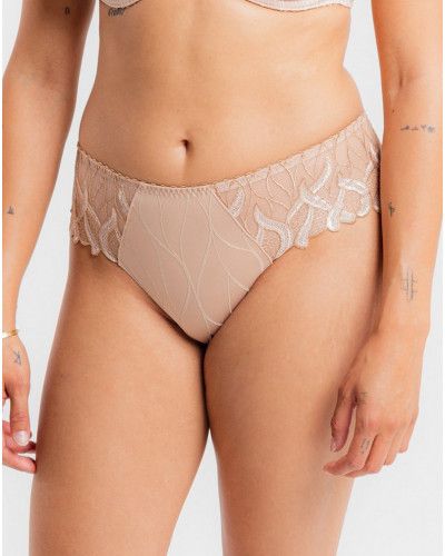 Shorty Louisa Bracq Julia (Chair)