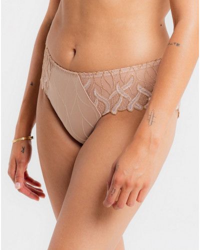 Shorty Louisa Bracq Julia (Chair)