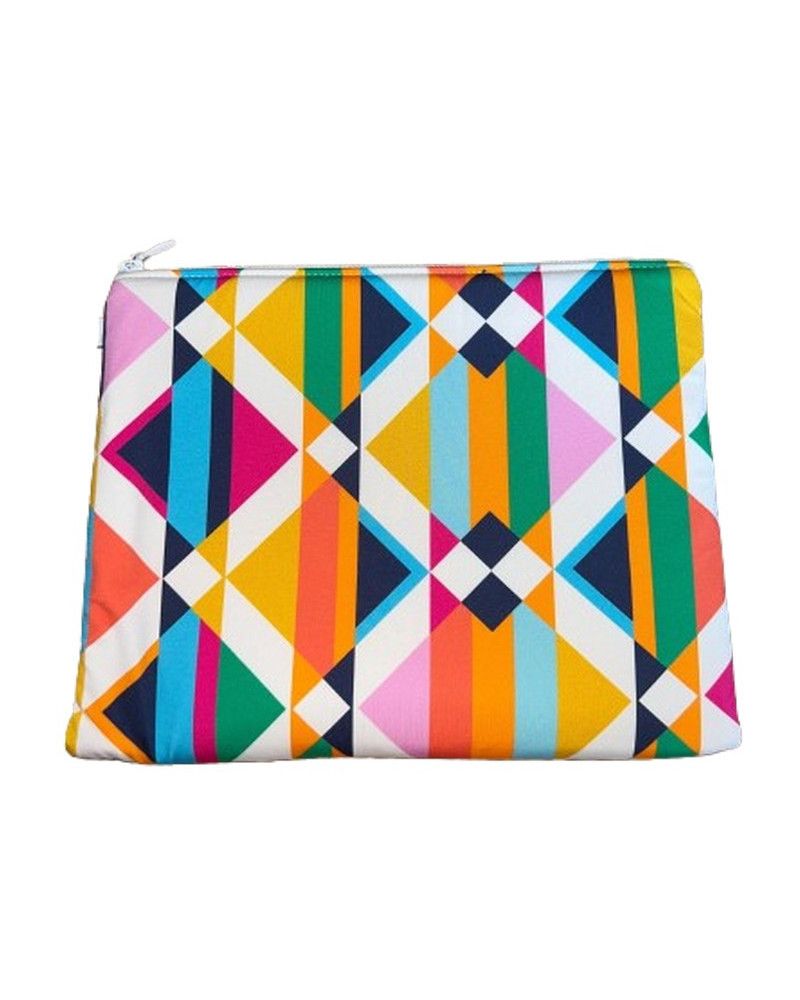 Bolsa Lise Charmel gratis por la compra de un bañador Ajourage Couture