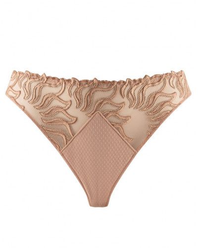 Thong Louisa Bracq Esperanza (Chair)