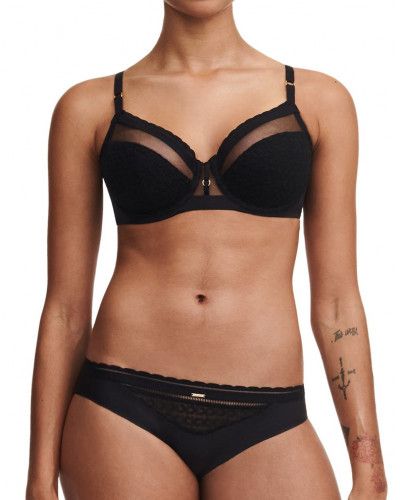Underwired envelopping bra Chantelle Monogram (Black)