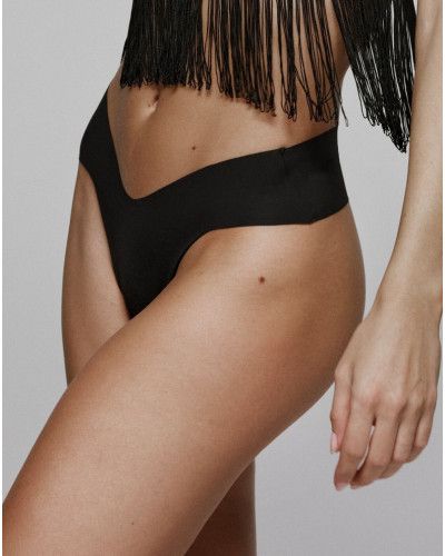 Thong Sarda Tau (Black)