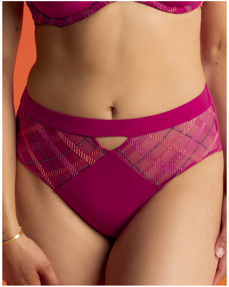 Boxer Louisa Bracq Albanach (Fuschia)