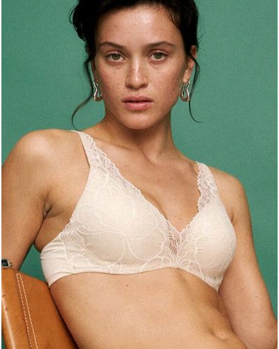 Underwired push-up bra Triumph Body Make-Up Illusion Lace (Nude Beige)