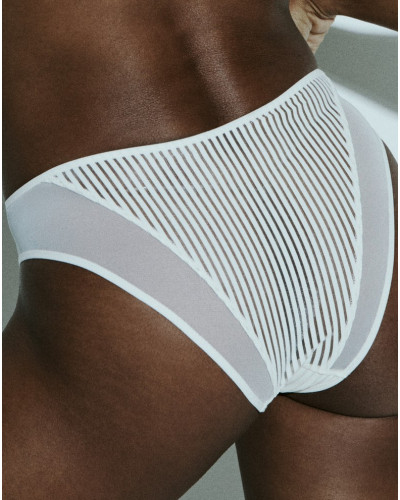 Brazilian briefs Sarda Radia (Chantilly)