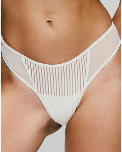 String Sarda Radia (Chantilly)