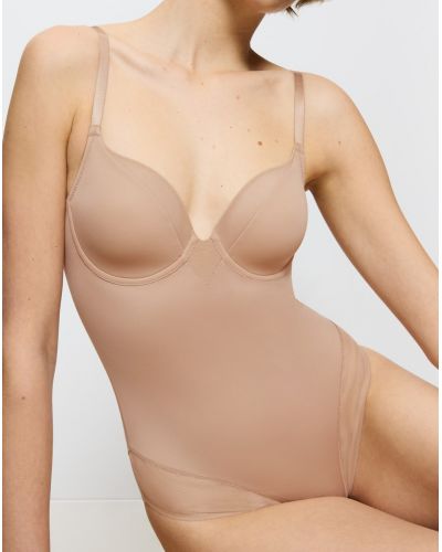 Body armatures Triumph True Shape Sensation (Smooth Skin)