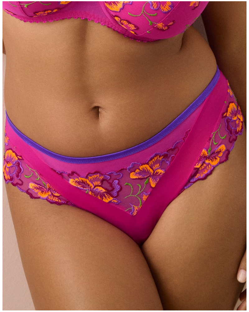 String luxueux Prima Donna Devdaha (Very Berry)