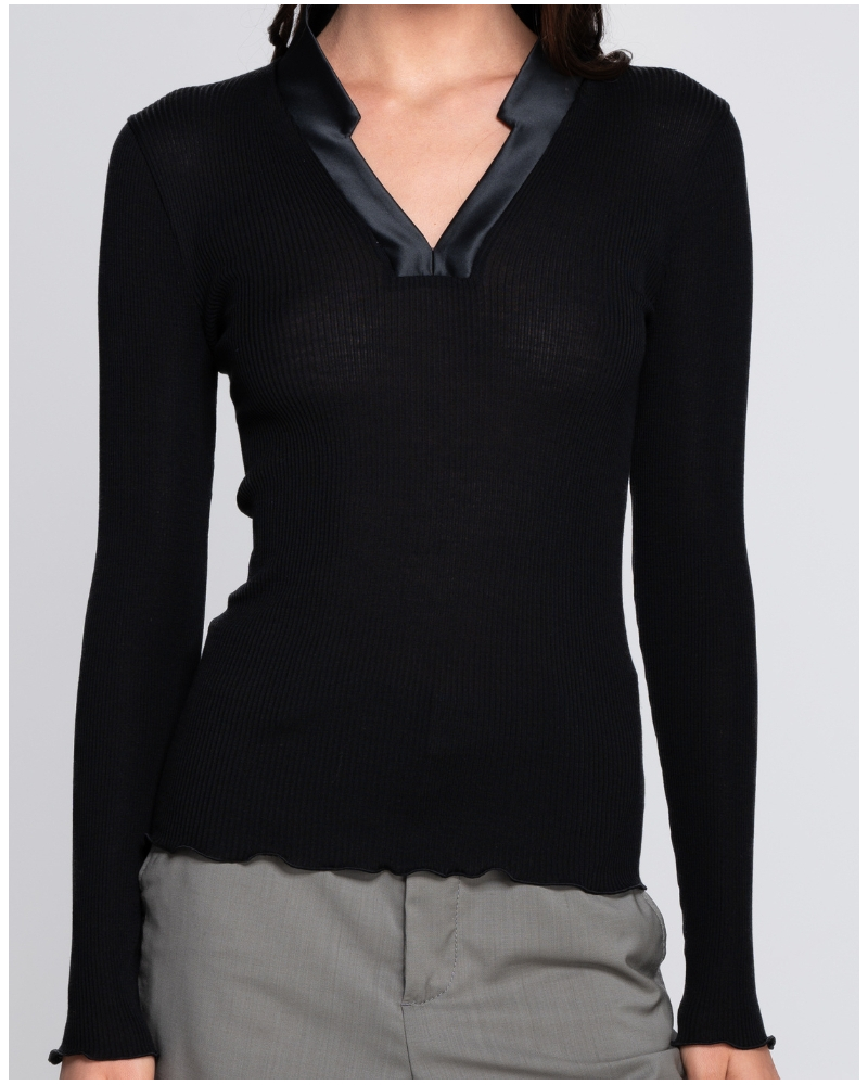 Ribbed V-neck blouse wool and silk satin border Oscalito 6341 (Black)