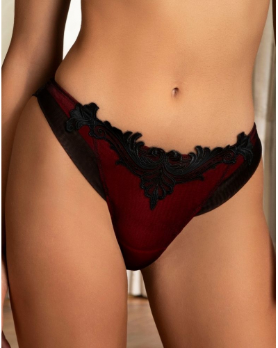 String Lise Charmel Bellissime Inconnue (Ombre Rouge)