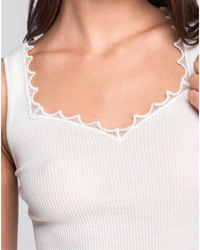 Camiseta de tirantes acanalada  Macramé de lana y seda Oscalito 7655 (Champagne)