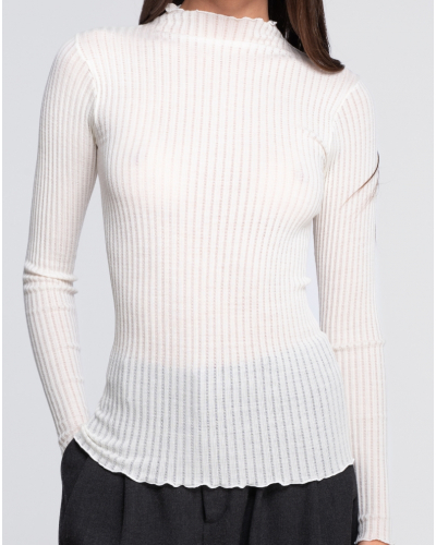 Top de manga larga y cuello alto lana y seda Oscalito 7494 ( Champagne)