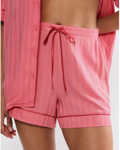 Boyfriend Short Triumph (Cherry Rose)