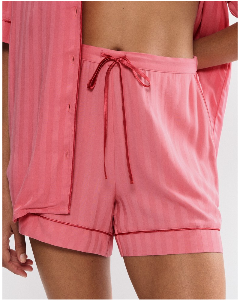 Boyfriend Short Triumph (Cherry Rose)