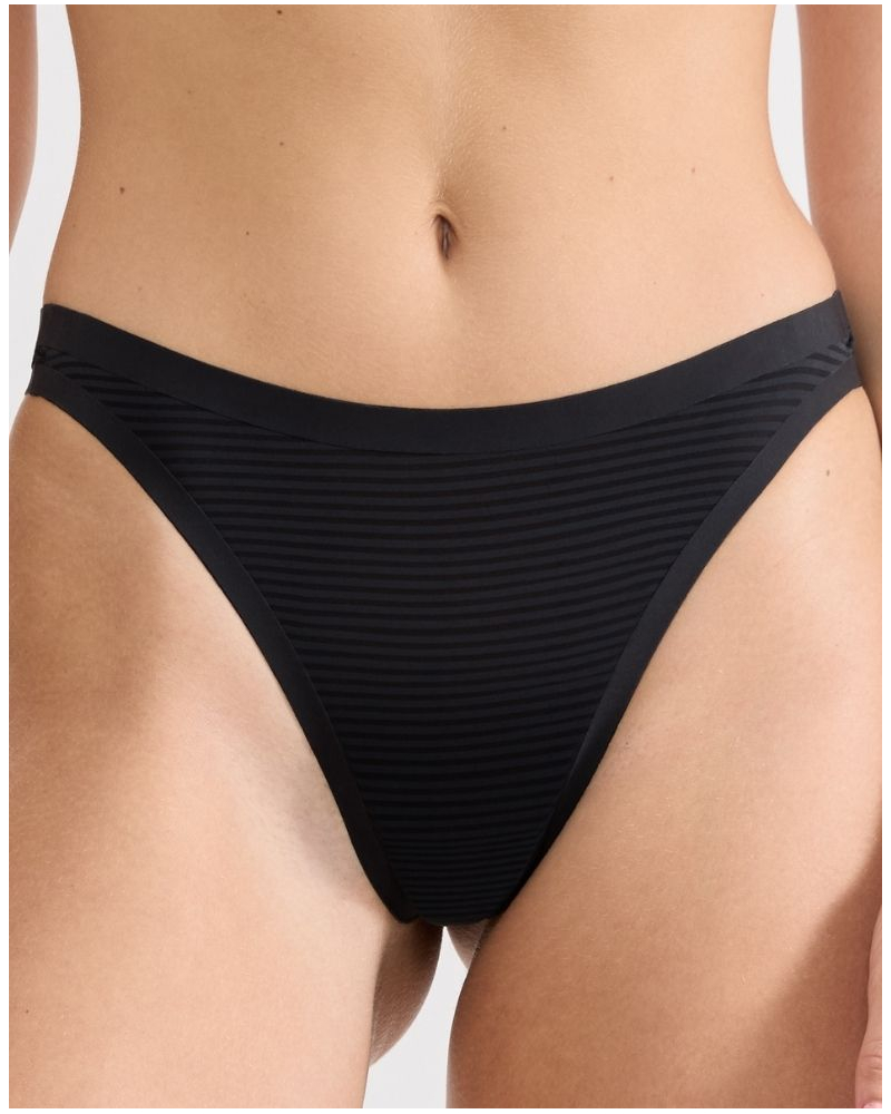 Tanga Sloggi Zero Feel Air (Negro)