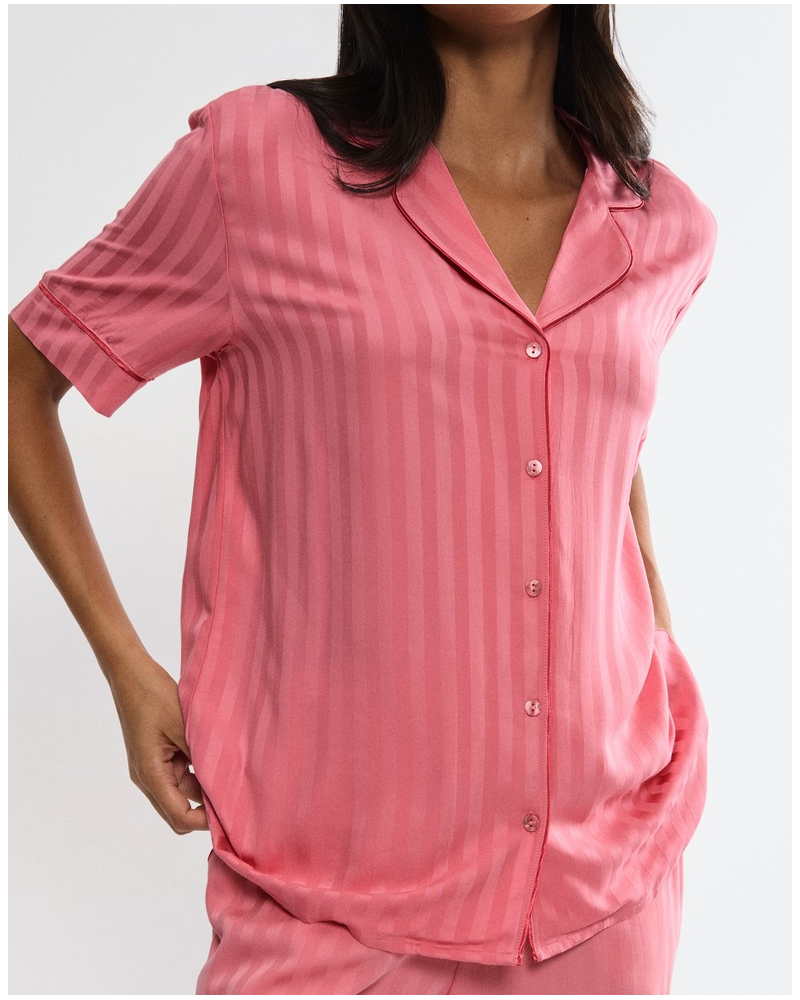 Camiseta de boyfriend Triumph (Cherry Rose)