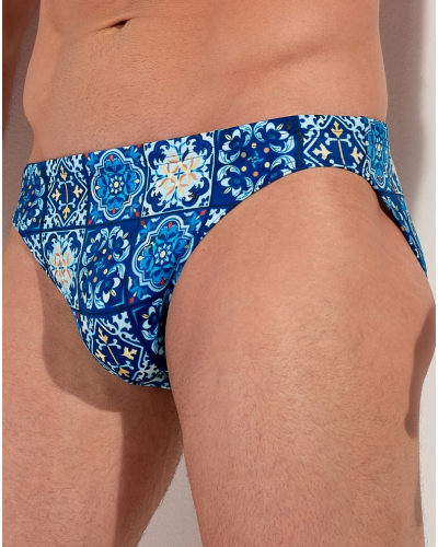 Micro swim briefs HOM Maiolica (Imprimé Carreaux Bleus)