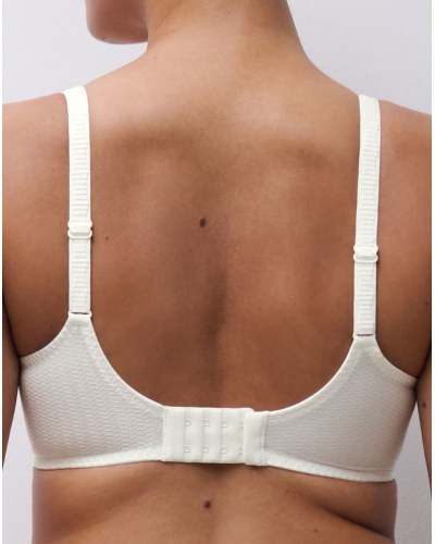 Underwired padded memory bra Chantelle Sublime (Milk)