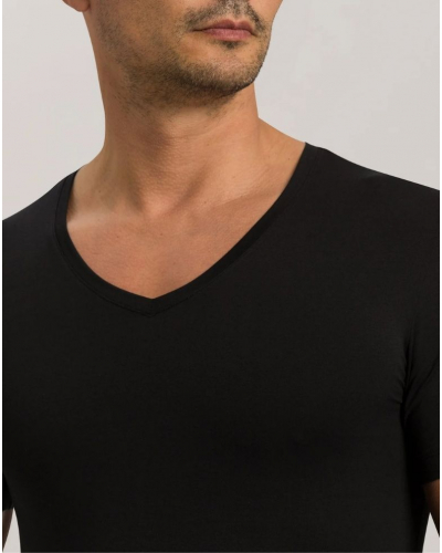 Camiseta hombres de algodón cuello V mangas cortas Hanro Cotton Superior (Negro)