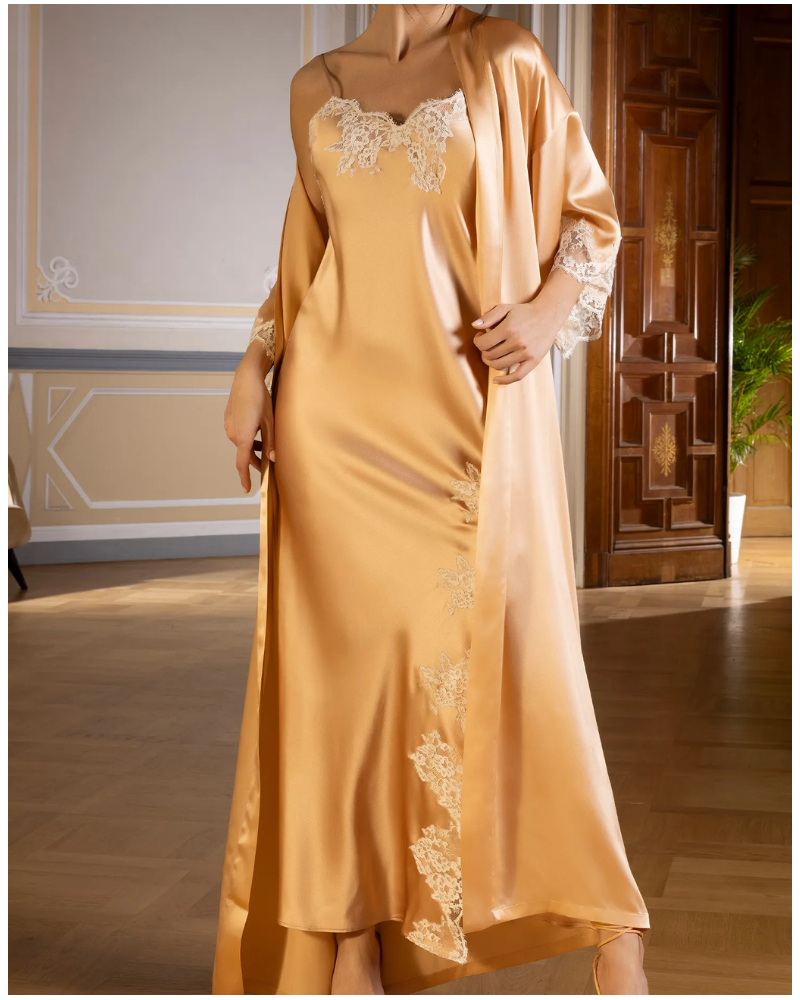 Long negligee Lise Charmel Splendeur Soie (Splendeur Pêche)
