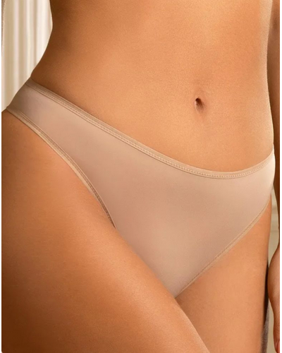 String Lise Charmel Sensation Plaisir (Cosmétique)