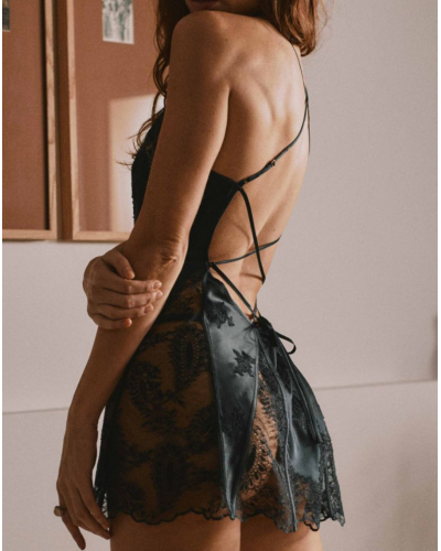Nuisette sexy en soie et dentelle Marjolaine Daniella Satin (Noir)