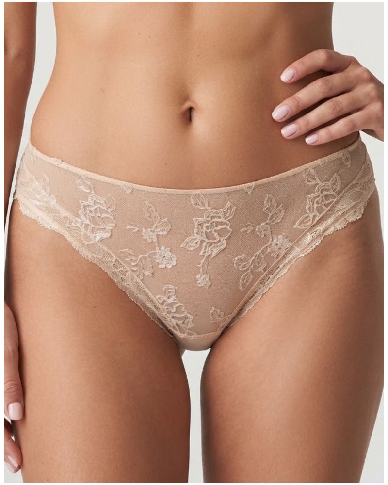 Calzoncillo fantasía Lise Charmel Sublime en dentelle (Nude Sublime)
