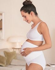 Anita Maternity: une collection de soutien-gorge de grossesse ou d'allaitement.