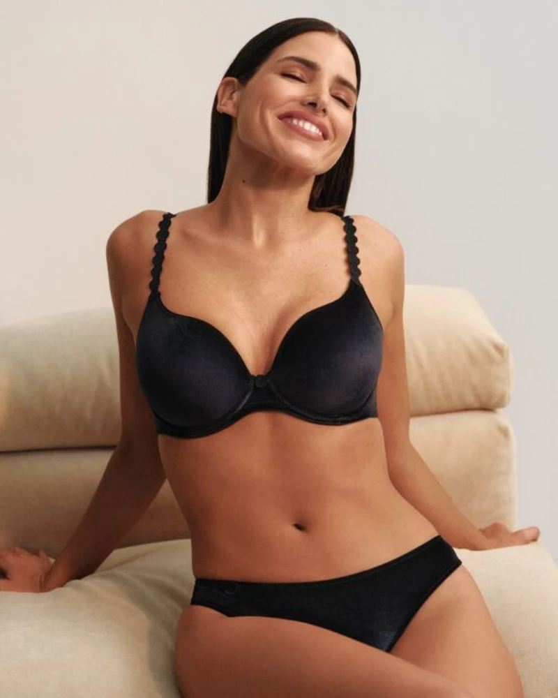 Collection Tom (Black Velvet)